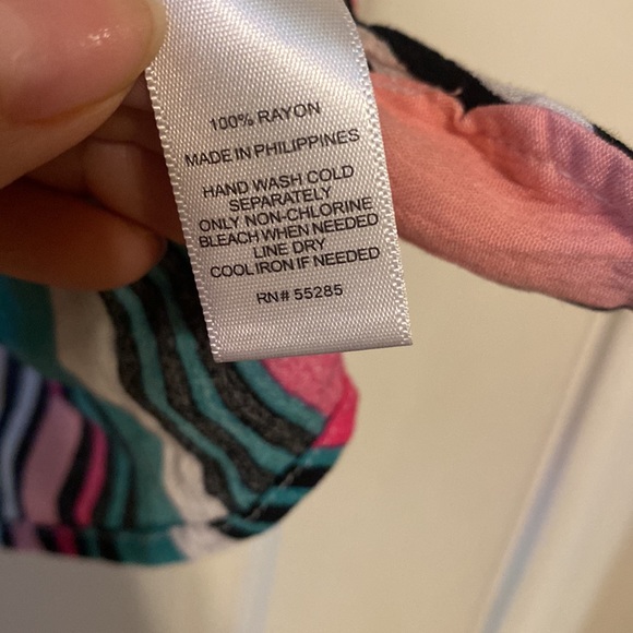 EXPRESS- STRIPED BATWING TOP - Picture 7 of 9